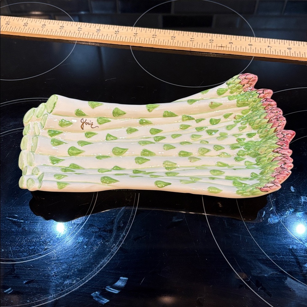 Asparagus Shape Serving Tray Dish Vintage Ceramic Atlantic mold. EUC